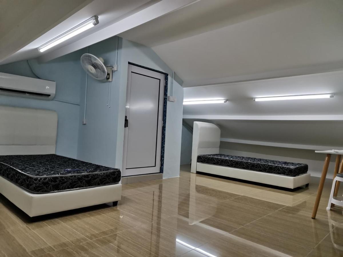 Color Mixed Home Hostel จอร์จทาวน์ ภายนอก รูปภาพ
