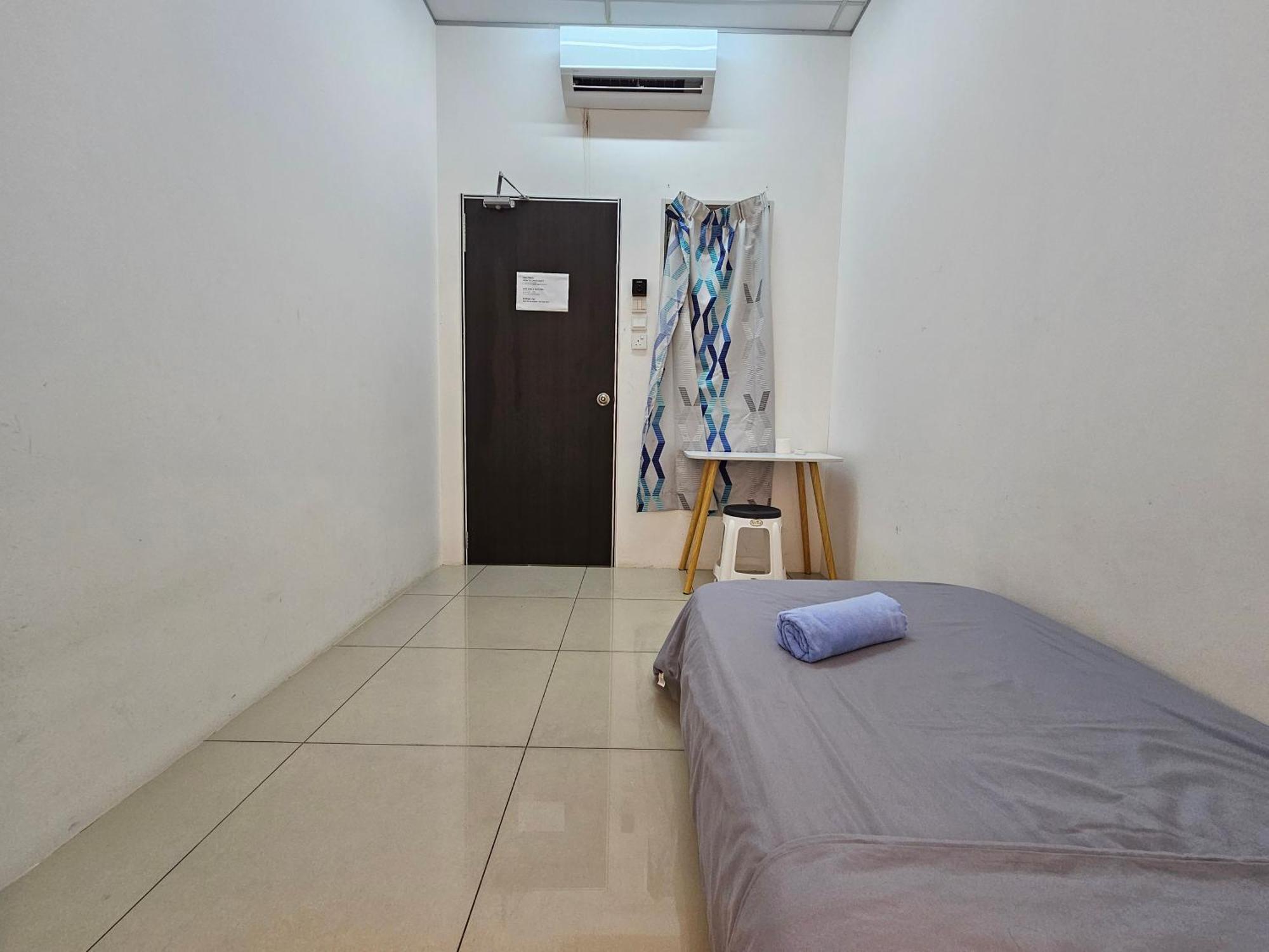 Color Mixed Home Hostel จอร์จทาวน์ ภายนอก รูปภาพ
