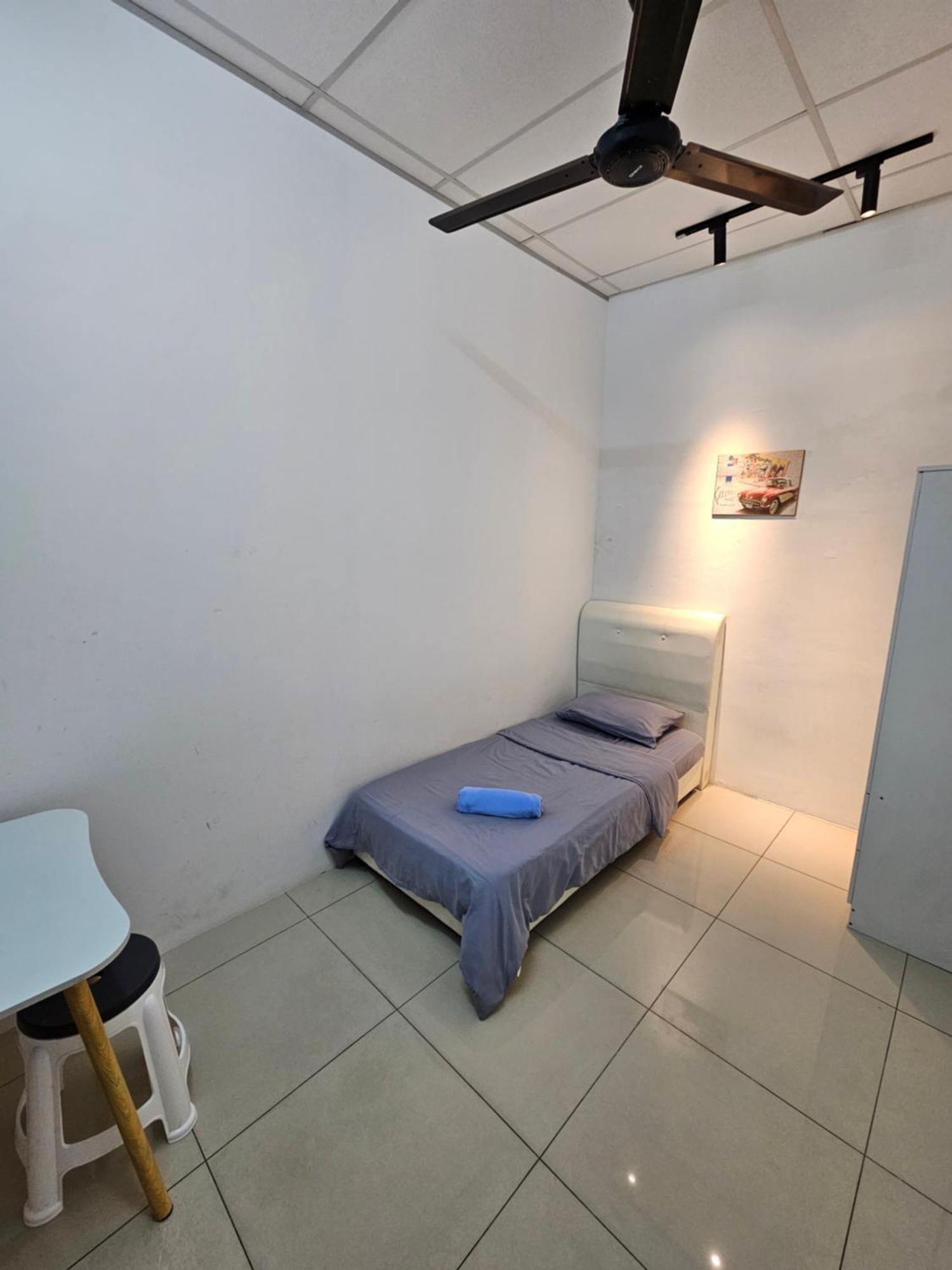 Color Mixed Home Hostel จอร์จทาวน์ ภายนอก รูปภาพ