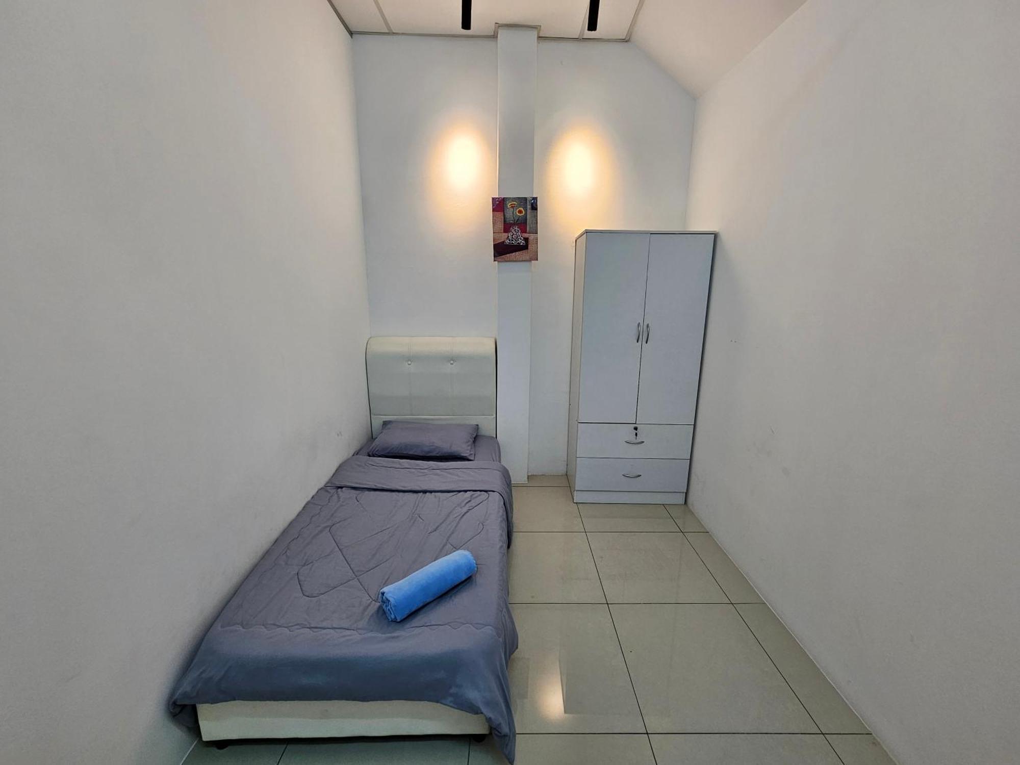 Color Mixed Home Hostel จอร์จทาวน์ ภายนอก รูปภาพ