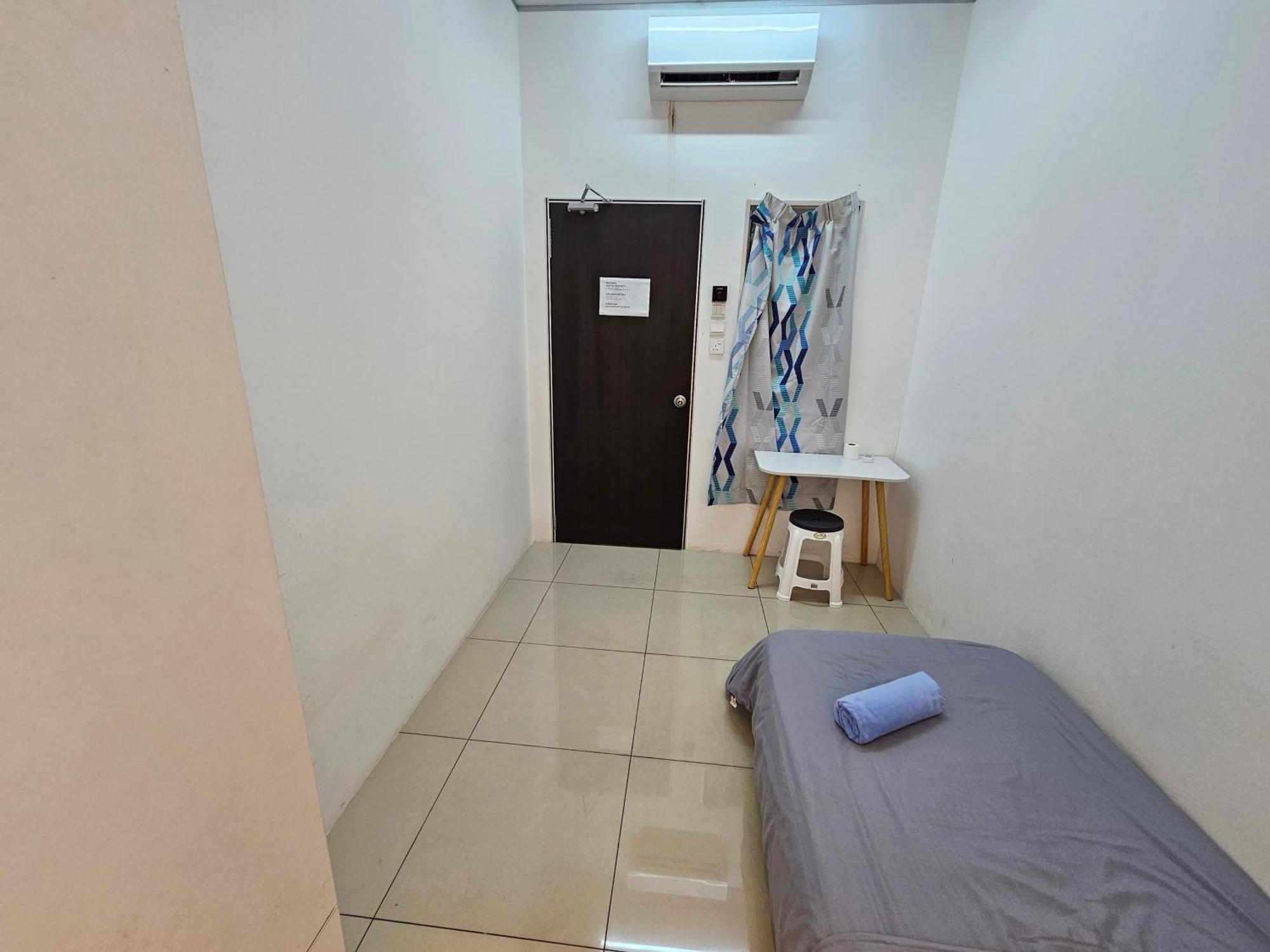 Color Mixed Home Hostel จอร์จทาวน์ ภายนอก รูปภาพ